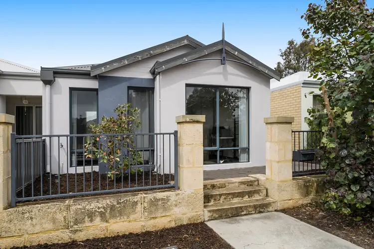 11 Mayfield Drive, Brabham WA 6055