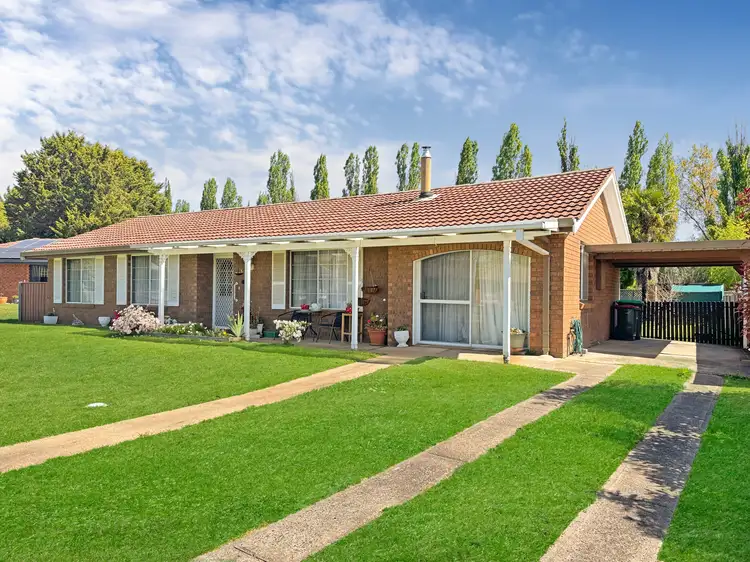 Main view of Homely house listing, 16 Phyllis Crescent, Armidale NSW 2350