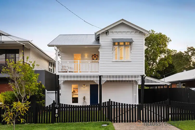 27 Erinvale Street, Corinda QLD 4075