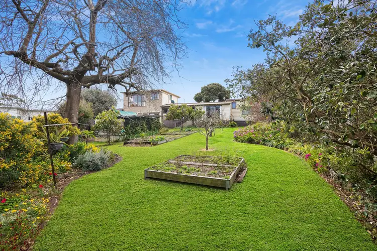 2 Sarabande Crescent, Torquay VIC 3228
