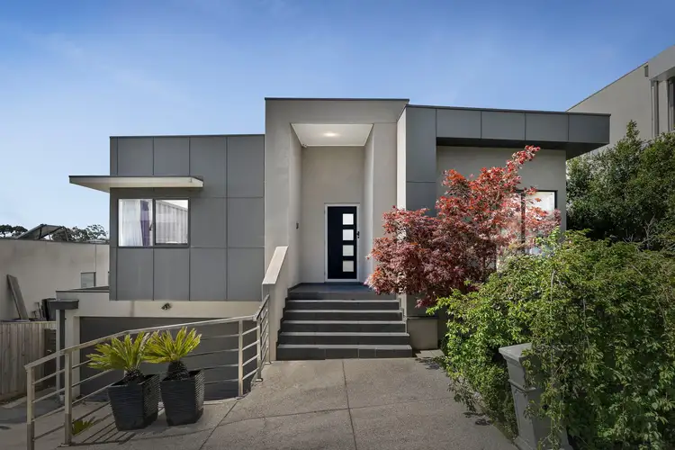 13 Olivine Road, Keilor East VIC 3033
