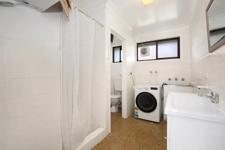 Sixth view of Homely apartment listing, 4/6 Bellevue Road, Armidale NSW 2350