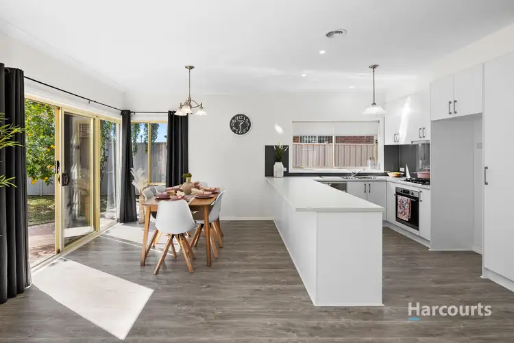 Fifth view of Homely house listing, 2 James Walk, Caroline Springs VIC 3023