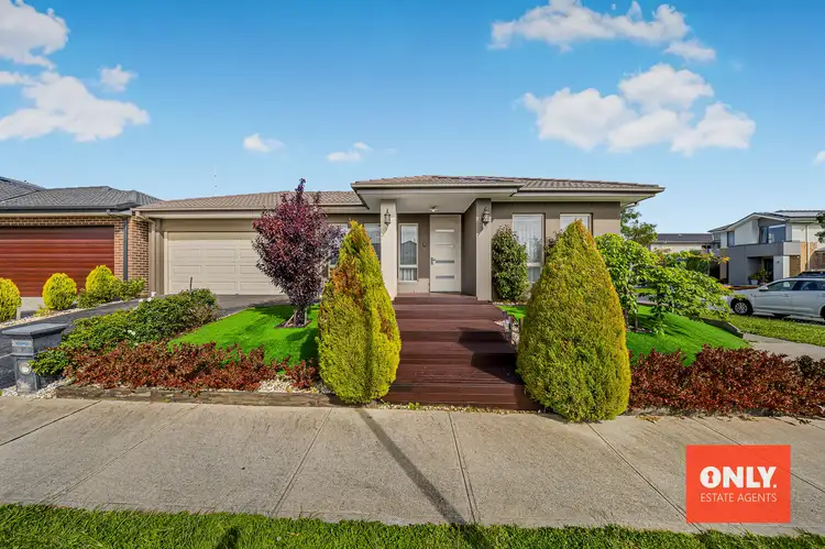 2 Galleon Street, Clyde North VIC 3978