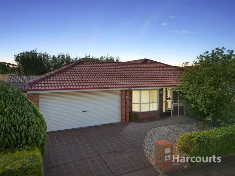 4 Weaver Terrace, Cairnlea VIC 3023