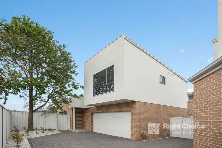 3/76 Griffiths Street, Oak Flats NSW 2529