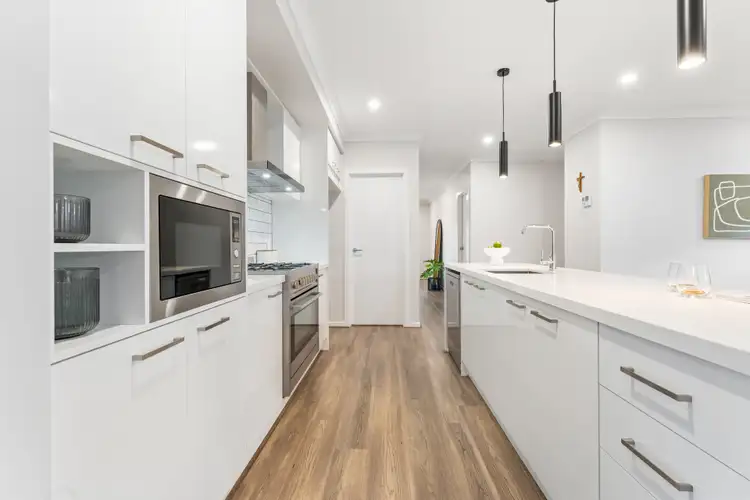 Sixth view of Homely house listing, 33 Gamut Crescent, Bonnie Brook VIC 3335