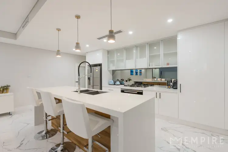 19 Surada Street, North Coogee WA 6163
