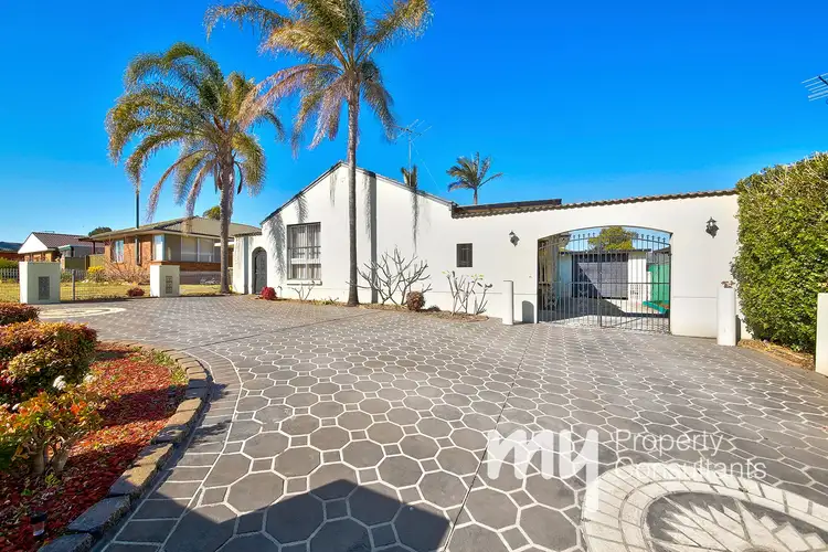 Main view of Homely house listing, 15 Kanangra Crescent, Ruse NSW 2560