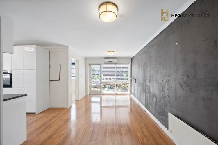 Fourth view of Homely apartment listing, 3/562 Pascoe Vale Road, Pascoe Vale VIC 3044