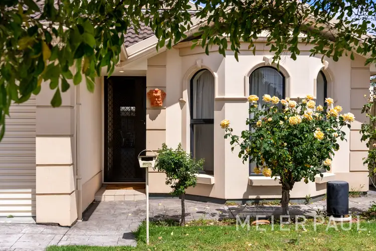 1 Helenslea Avenue