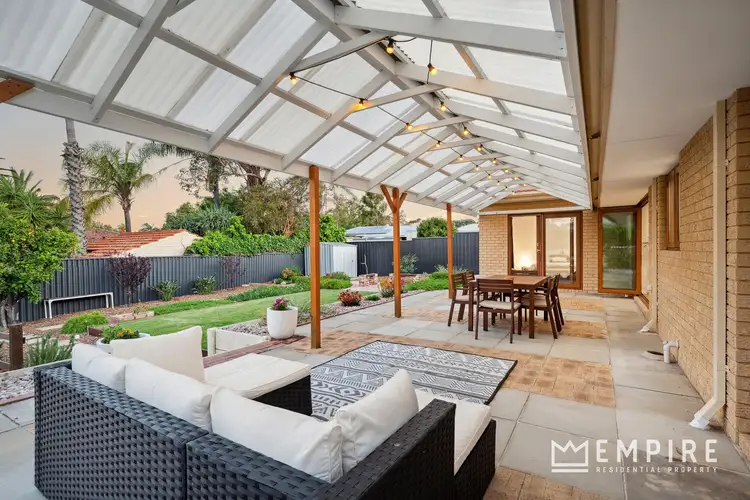 64 McCombe Avenue, Samson WA 6163