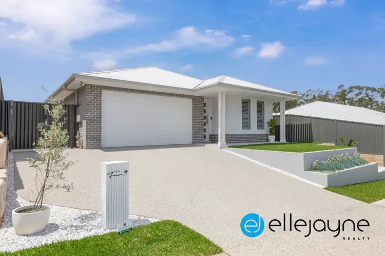 4 Piertenpole Lane, Cooranbong NSW 2265