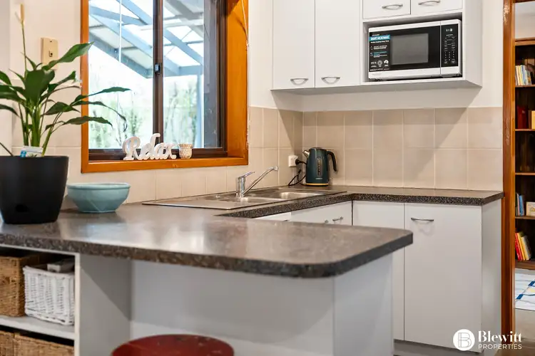 Sixth view of Homely house listing, 8 Esau Place, Bonython ACT 2905