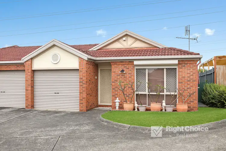 4/4 MacLeay Place, Albion Park NSW 2527