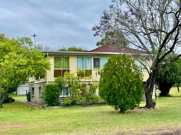 10 Cornish Street, Bundamba QLD 4304