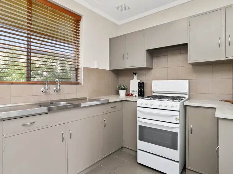 Fifth view of Homely apartment listing, 6/40 Cunningham Terrace, Daglish WA 6008
