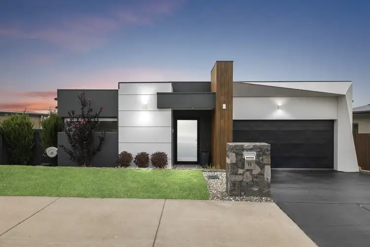 15 Slim Dusty Circuit, Moncrieff ACT 2914