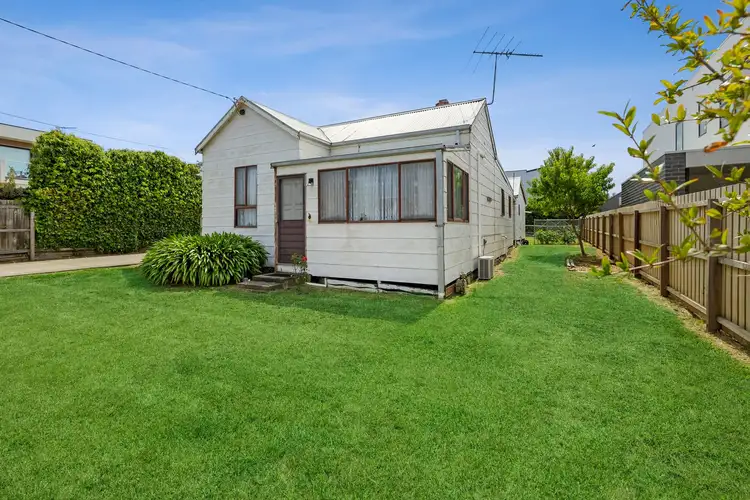 60 Cowrie Road, Torquay VIC 3228
