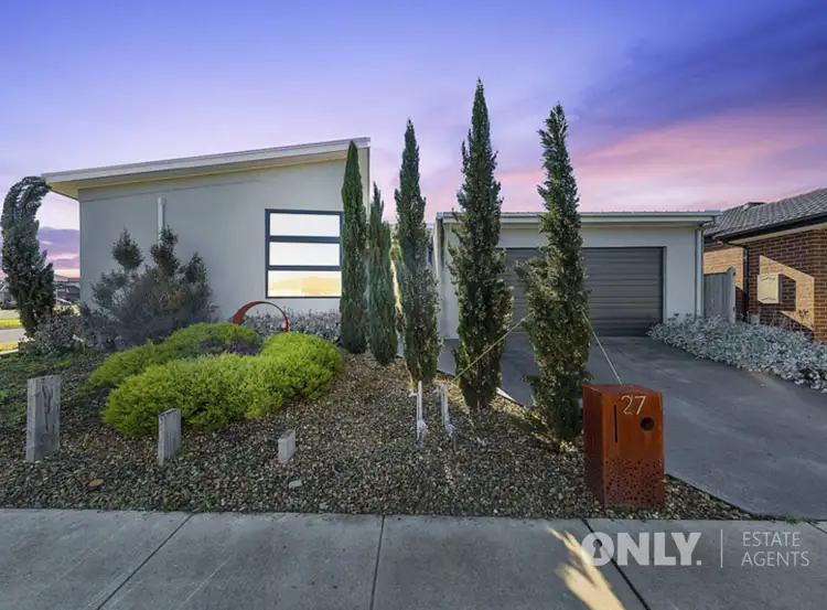 27 Broadbank Crescent, Clyde North VIC 3978