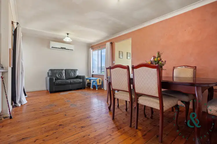 Fifth view of Homely house listing, 10 Maple Close, Medowie NSW 2318