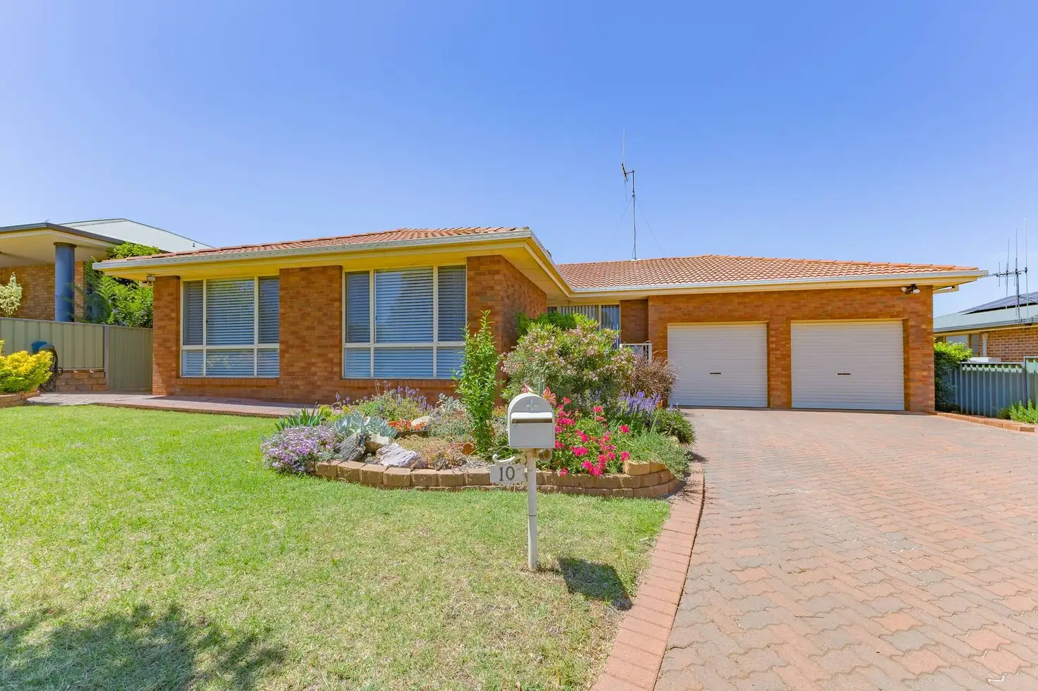 Main view of Homely house listing, 10 Highland Avenue, Parkes NSW 2870