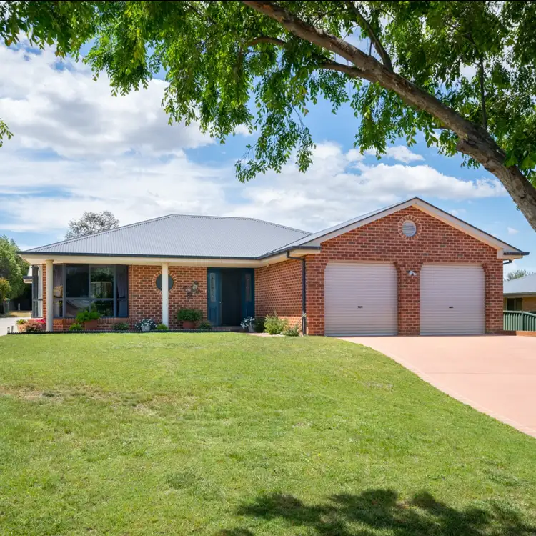 25 James Barnet Drive, Kelso NSW 2795