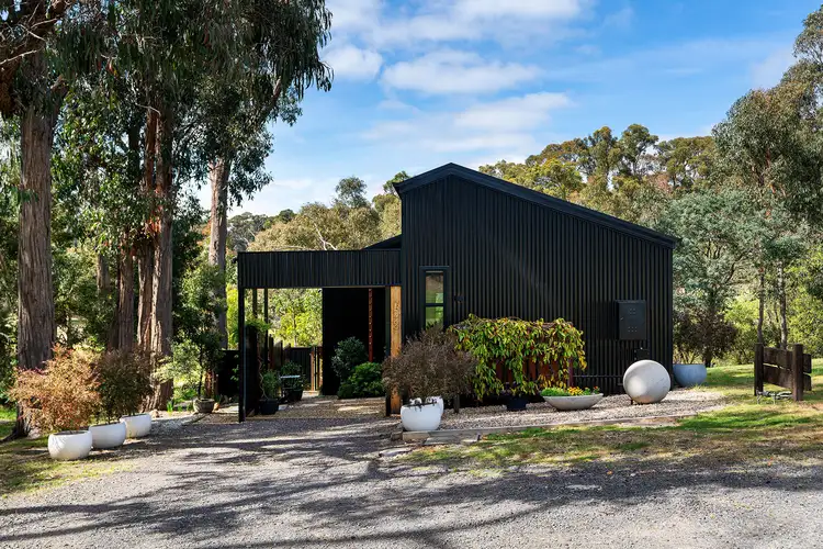32 Augusta Drive, Creswick VIC 3363