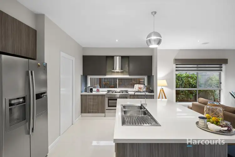 Fifth view of Homely house listing, 7 Otago Loop, Caroline Springs VIC 3023