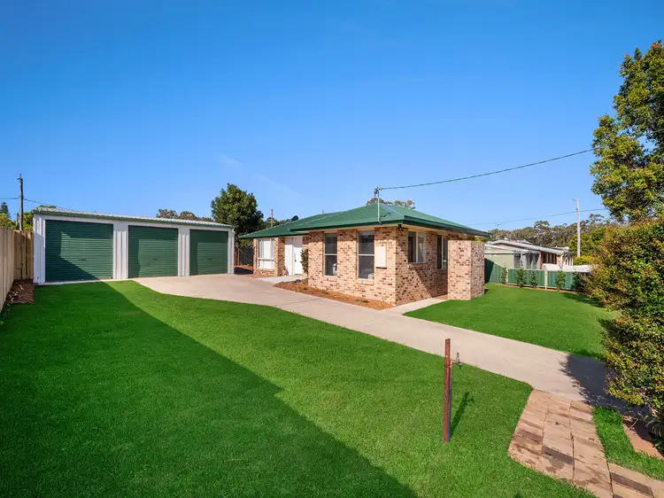 22 Maud Street