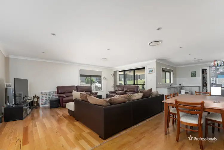 Third view of Homely house listing, 5 Grandview Crescent, Armidale NSW 2350