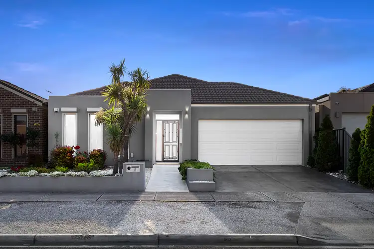 19 Farmington Road, Cairnlea VIC 3023