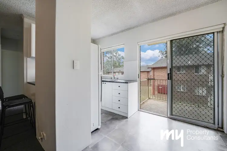 Second view of Homely unit listing, 20/3 Lavinia Place, Ambarvale NSW 2560