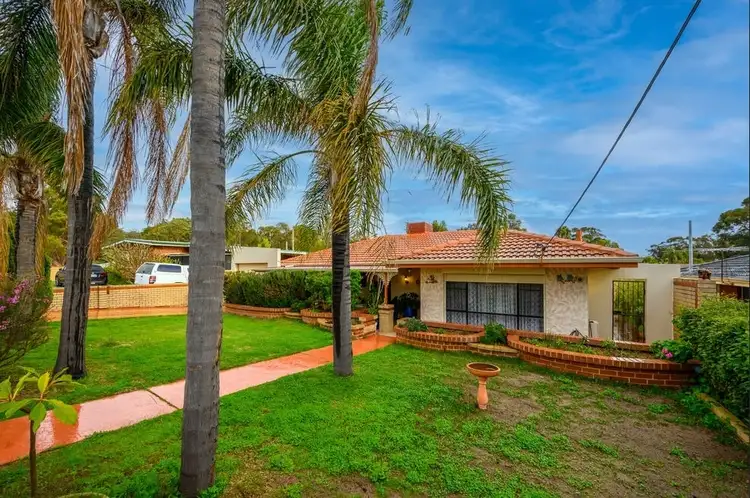 Fourth view of Homely house listing, 10 Hume Court, Parmelia WA 6167