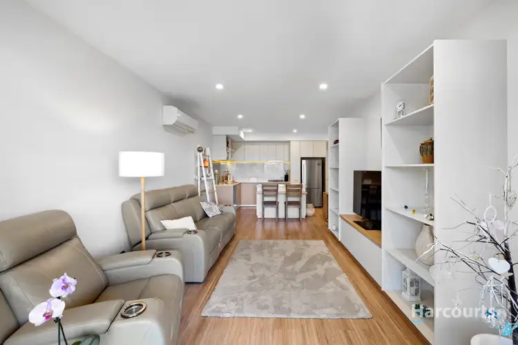Seventh view of Homely house listing, 17/2 Monckton Place, Caroline Springs VIC 3023