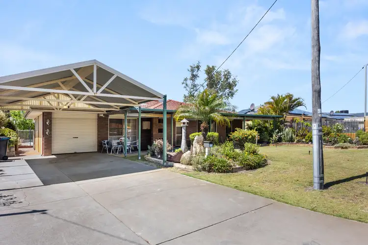 33 Oakover Way