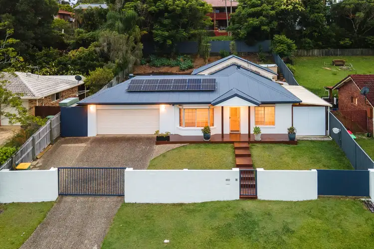 37 Lowanna Drive