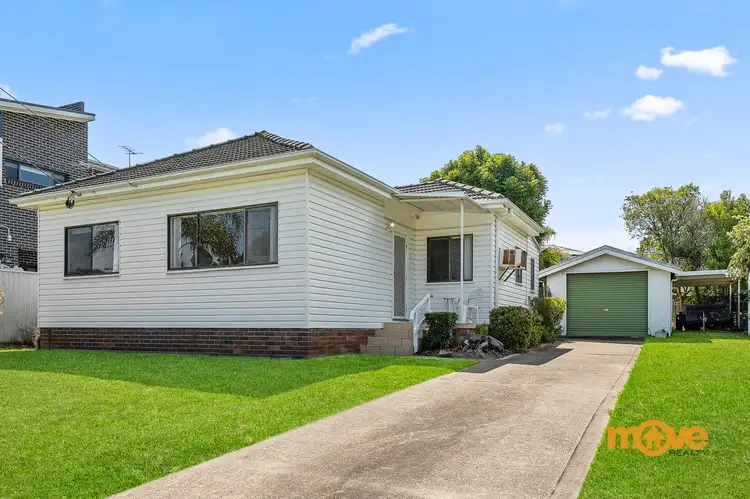 45 Bombala Street