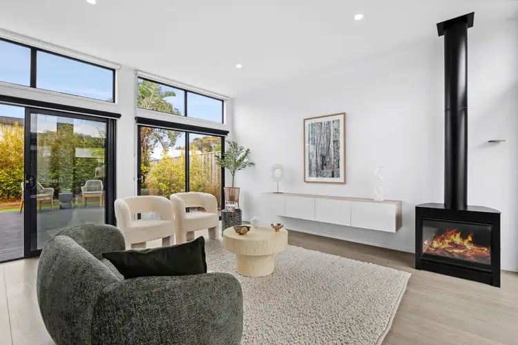 8 Pimelea Way, Torquay VIC 3228
