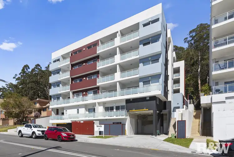 77 Faunce Street West