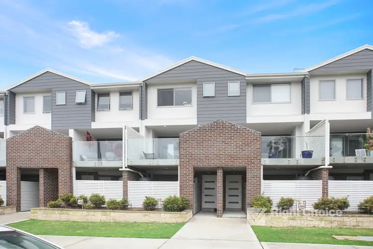 Main view of Homely townhouse listing, 4/27-29 Baan Baan Street, Dapto NSW 2530