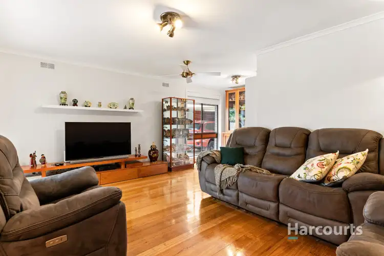 Fifth view of Homely house listing, 4 Wellington Court, Deer Park VIC 3023