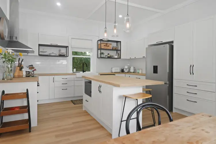 Fifth view of Homely house listing, 31 Gostwyck Street, Uralla NSW 2358