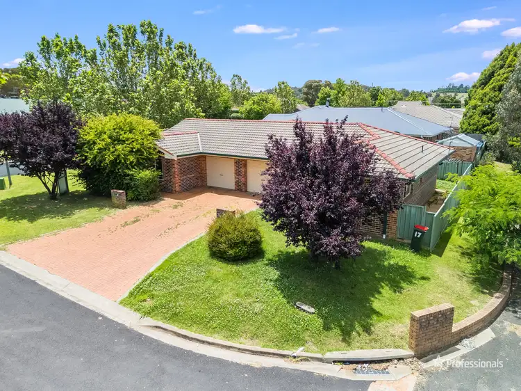 17a/17b Grills Place, Armidale NSW 2350