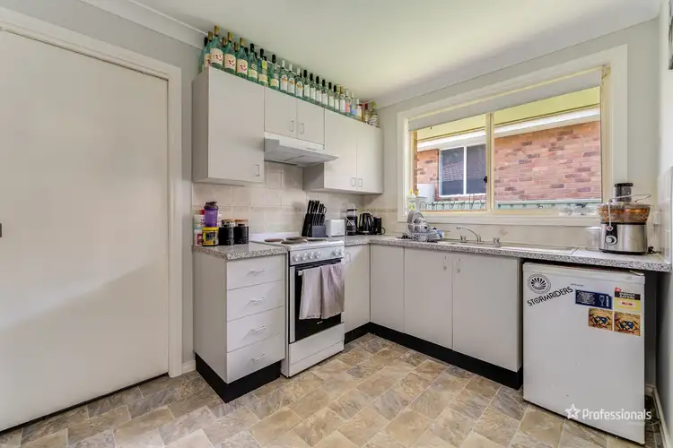 Fifth view of Homely unit listing, 17a/17b Grills Place, Armidale NSW 2350