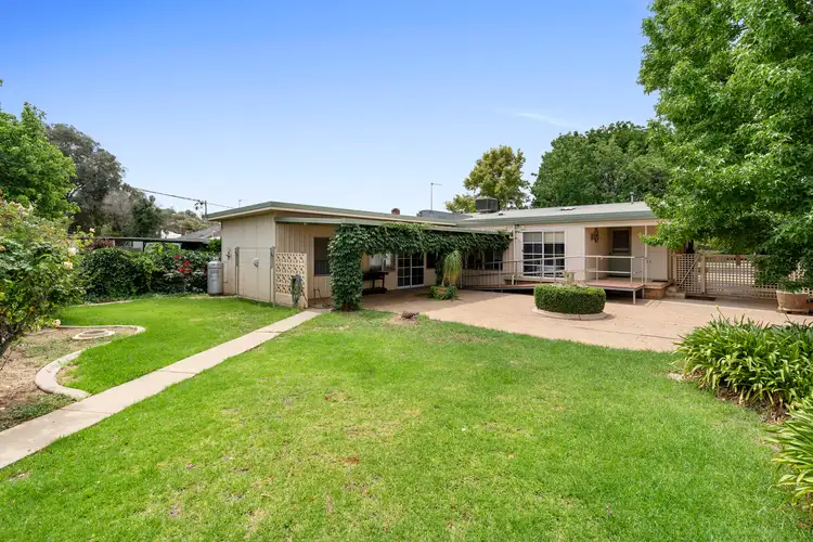 11 Davidson Street, The Rock NSW 2655