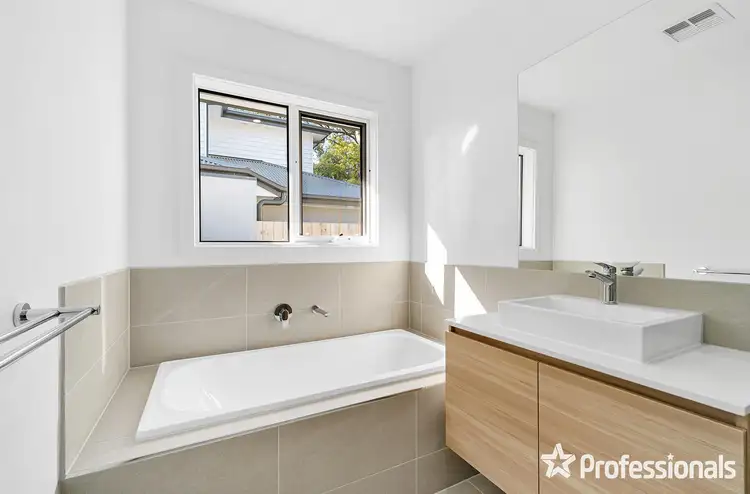 Sixth view of Homely unit listing, 2/62 Birmingham Road, Mount Evelyn VIC 3796