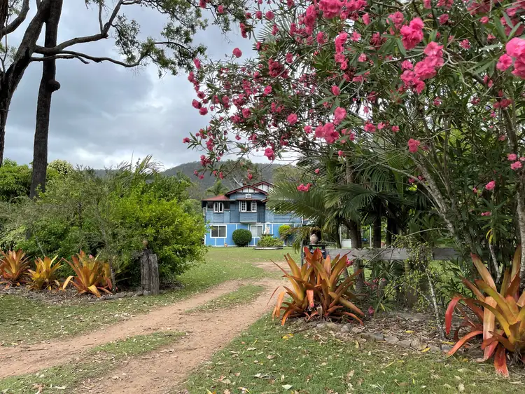 231 Mooney Road, Gaeta QLD 4671