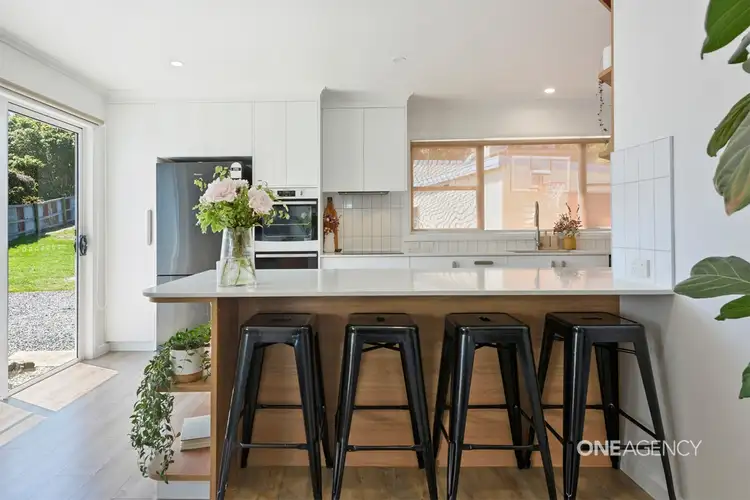 25 Main Road, Stanley TAS 7331