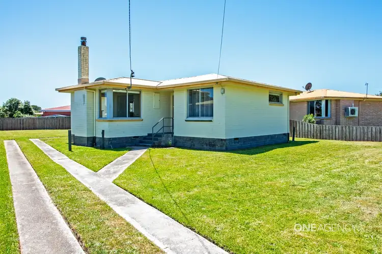 34 Grant Street, Smithton TAS 7330